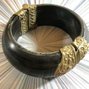 Vintage 80’s Horn and Brass bangle bracelet